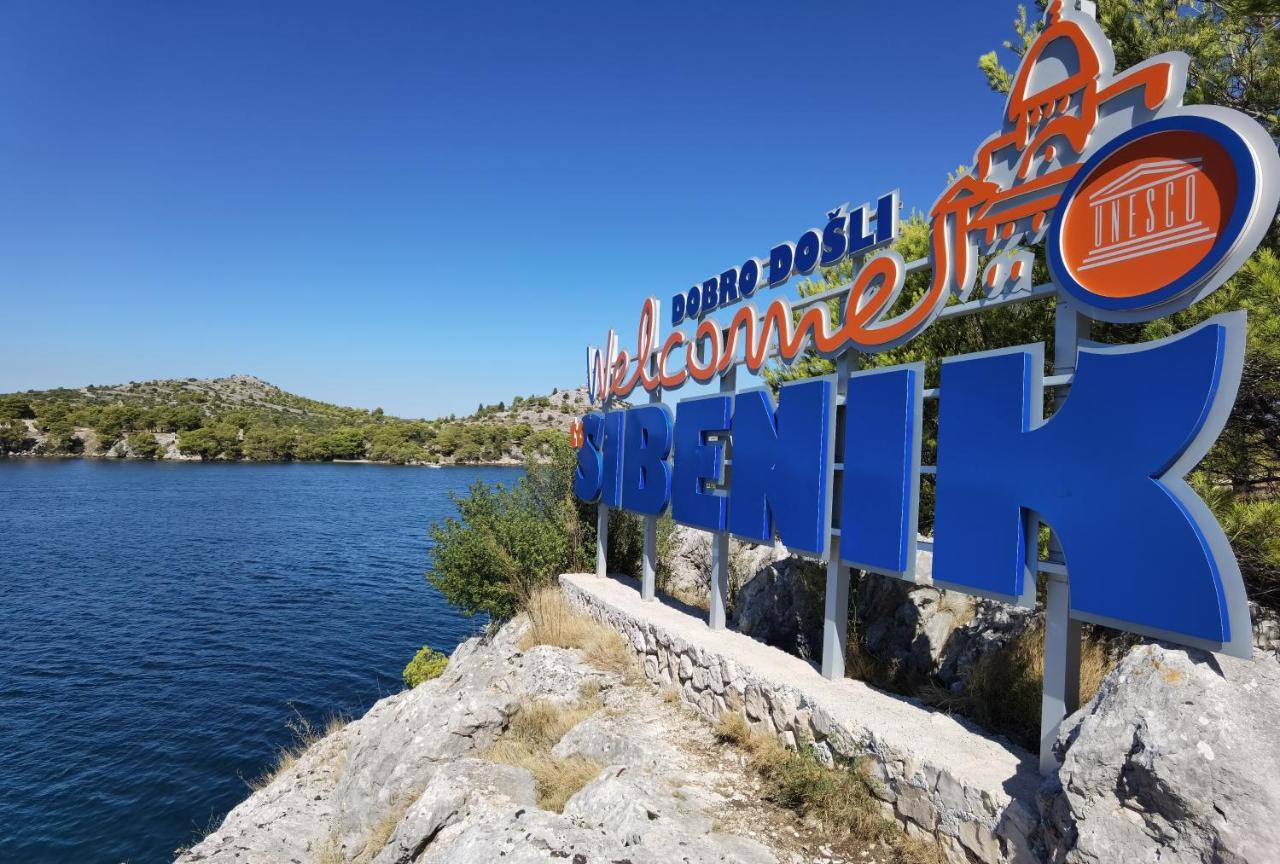 Xy Suites - Design Apartments Šibenik Kültér fotó