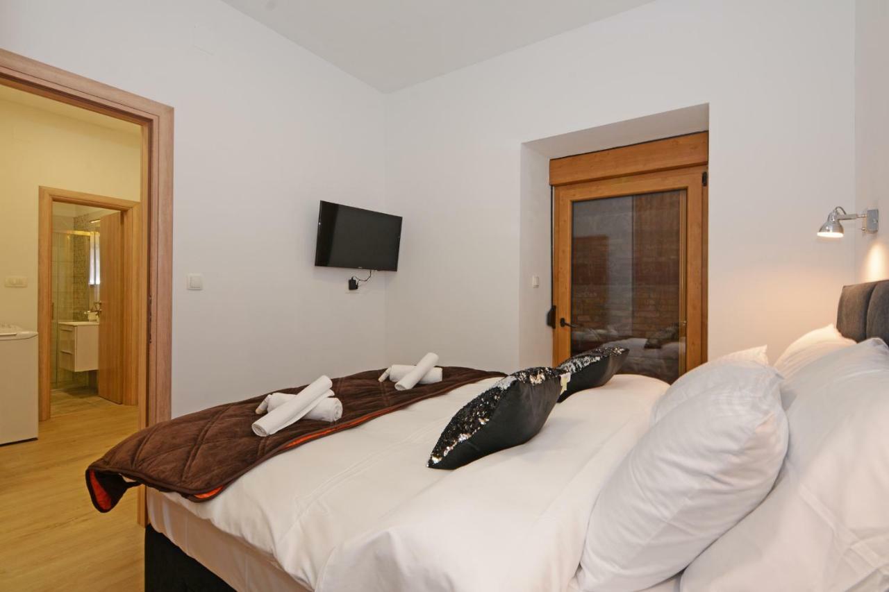 Xy Suites - Design Apartments Šibenik Kültér fotó